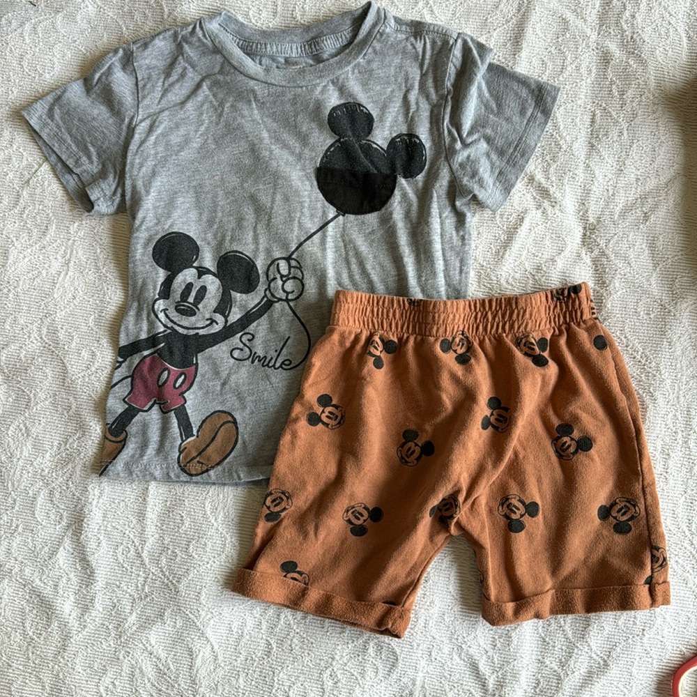 Disney junior set 4T